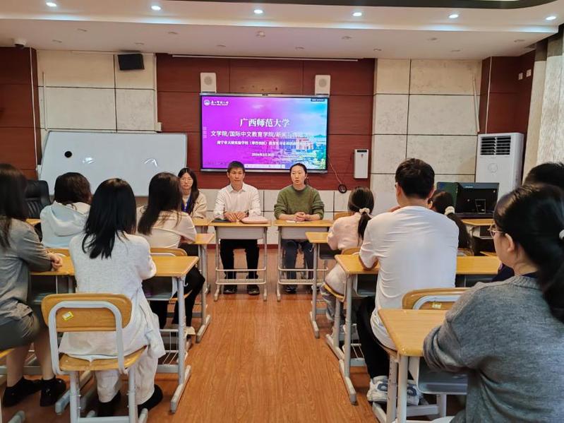 心系学子，暖心走访｜学院领导带...